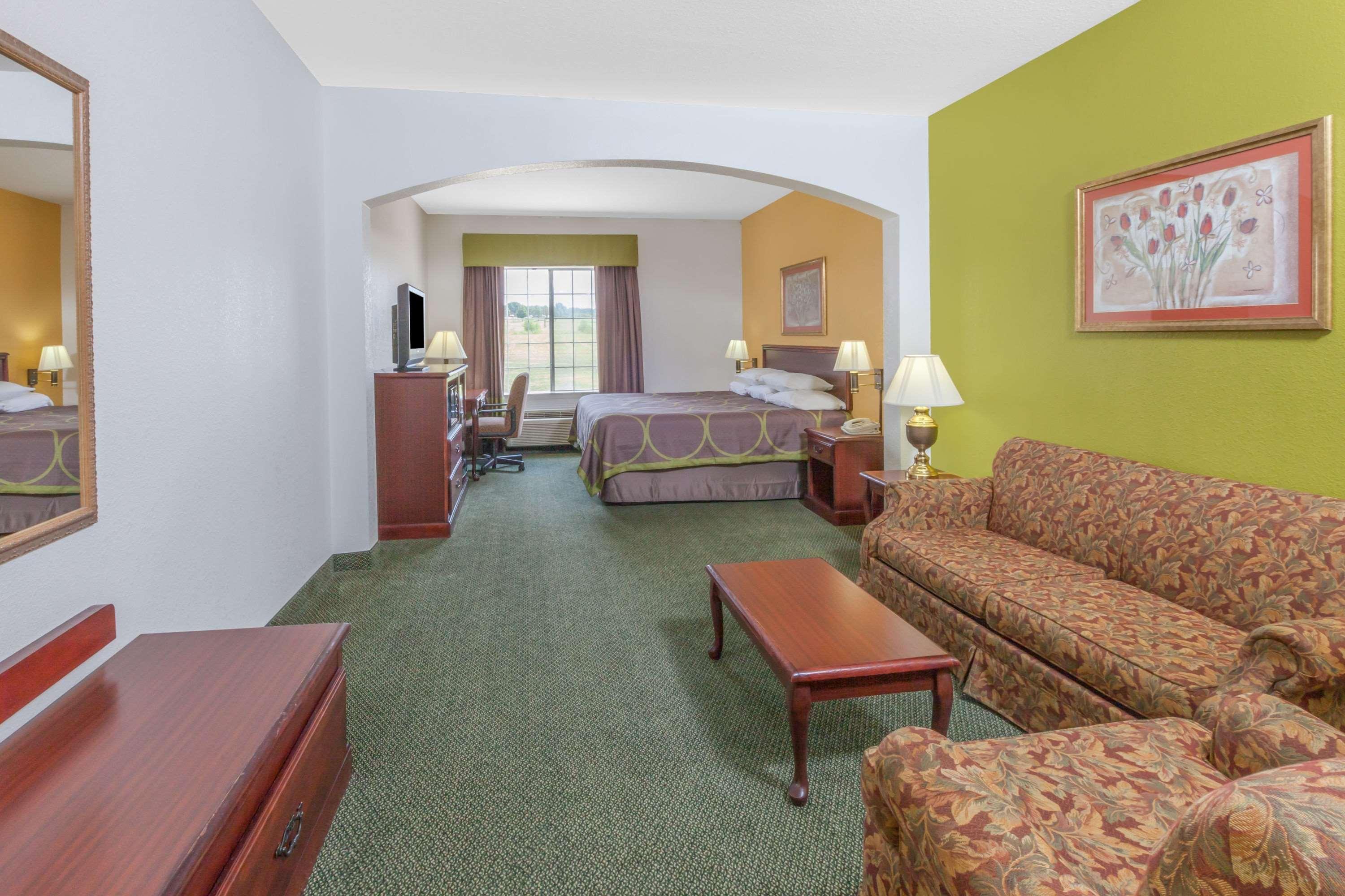 Hotel Super 8 By Wyndham Hillsboro Tx Exterior foto