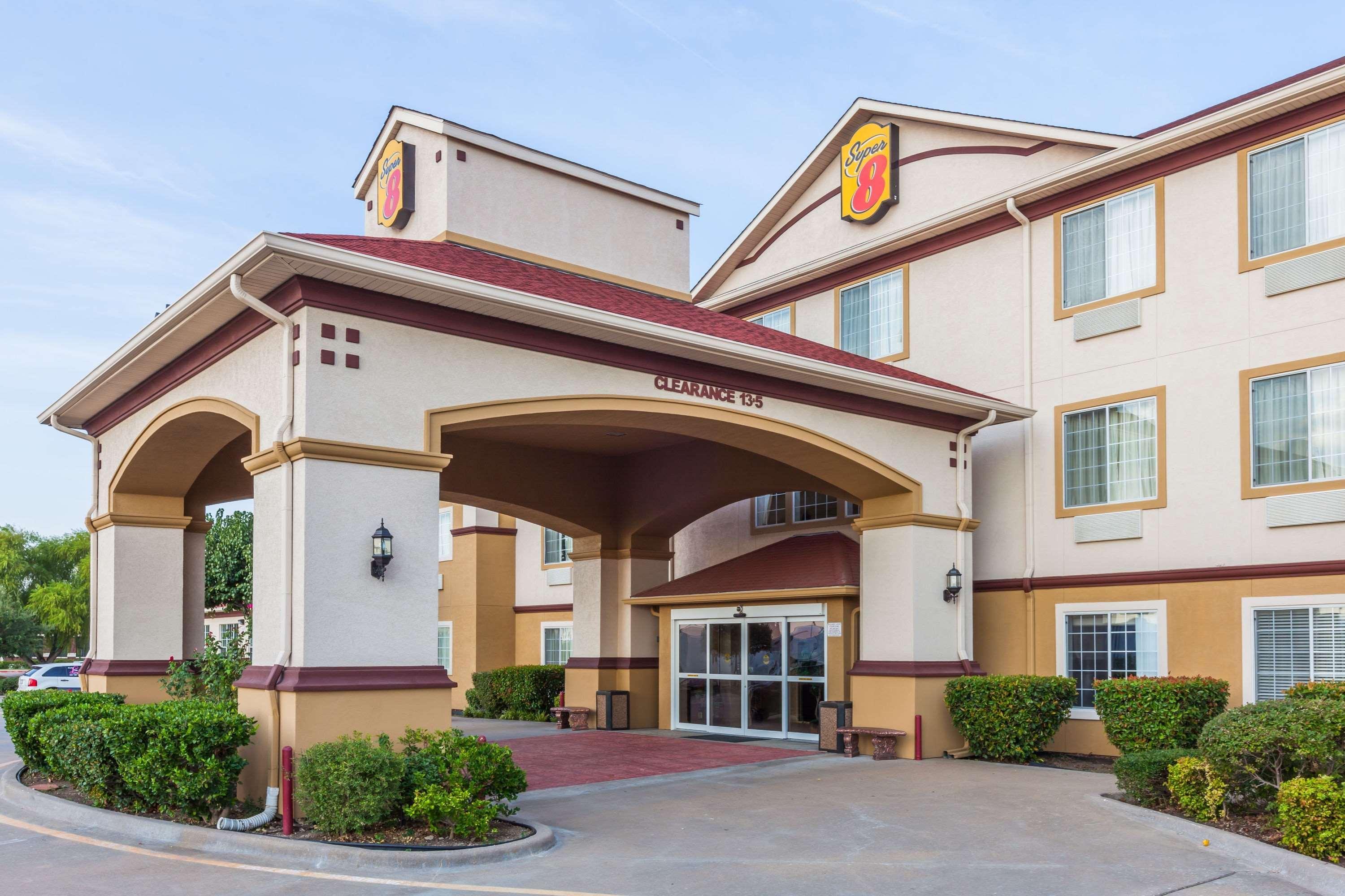 Hotel Super 8 By Wyndham Hillsboro Tx Exterior foto